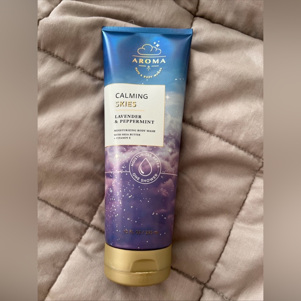 Bath & Body Works Calming Skies moisturizing body wash brand new discontinued
